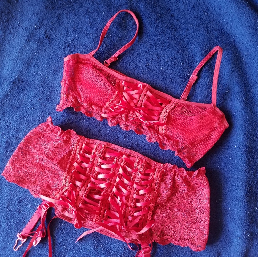 Bondage Lingerie Bra & Garter Skirt